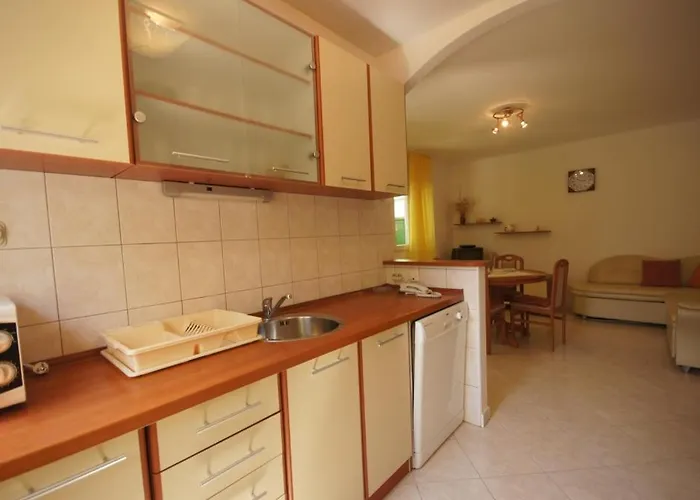 Holiday home Vinka 139-1